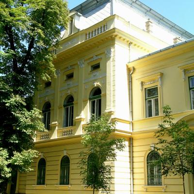 12 Bocskai Laktanya 01