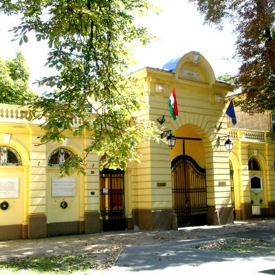 12 Bocskai Laktanya 02